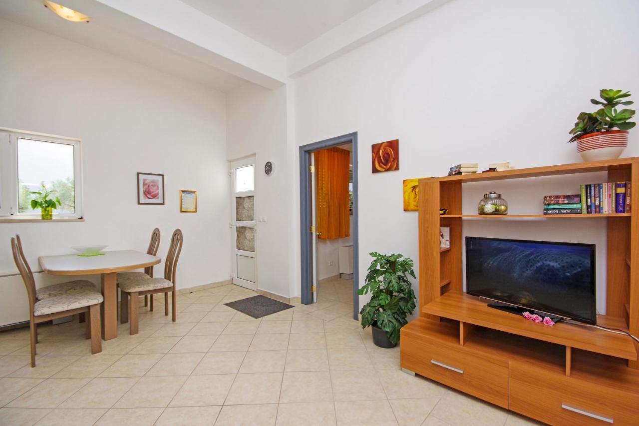 Matanovi Dvori Md Apartments マカルスカ エクステリア 写真