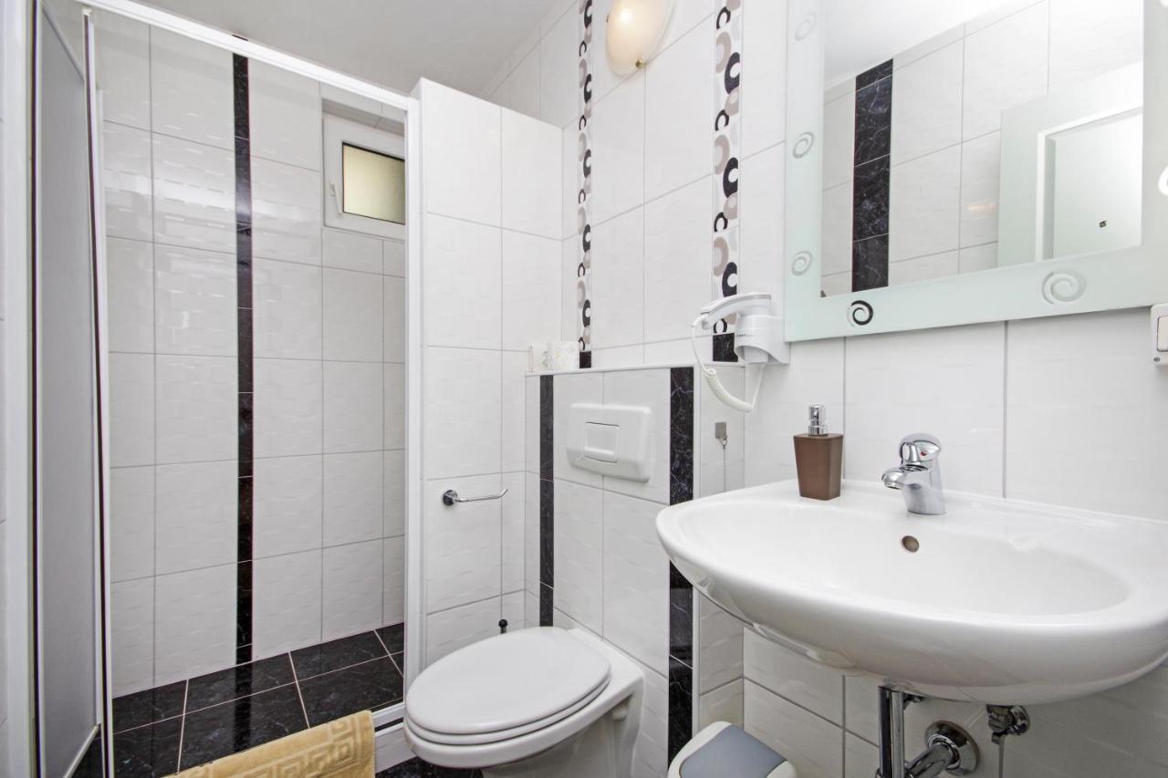 Matanovi Dvori Md Apartments マカルスカ エクステリア 写真